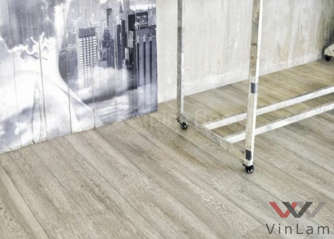 Фото №1 - Виниловая плитка SPC Alpine Floor INTENSE Канадский лес ECO 9-2