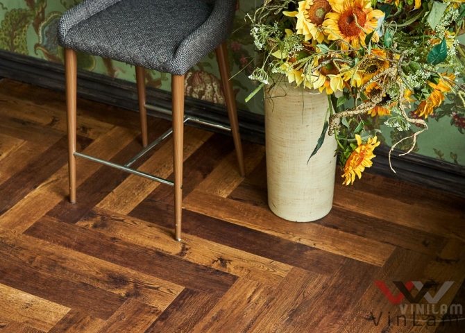 Фото №1 - Виниловая плитка VINILAM PARQUET Herringbone IS11155 Паркет Парижский