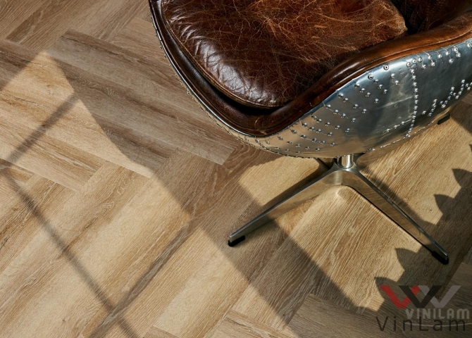 Фото №2 - Виниловая плитка VINILAM PARQUET Herringbone IS11166 Паркет Классический