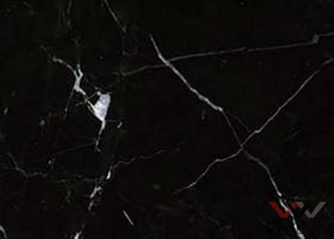 Фото №1 - Виниловое покрытие Invictus MAXIMUS DRYBACK HERRINGBONE Black Marble Noir 98