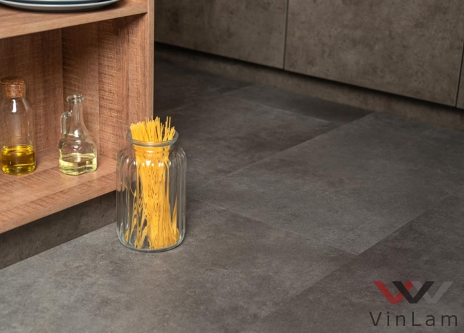 Фото №3 - Виниловая плитка CERAMO VINILAM STONE GLUE 71610 Цемент Cтальной