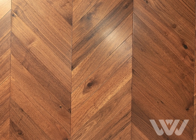 Фото №1 - Инженерная доска Wood Bee Chevron Американский орех Конгари
