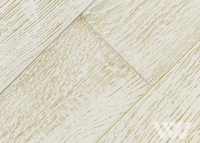 Фото №1 - Инженерная доска Vecchio Parquet Модерн Дуб эмаль белая с патиной золото