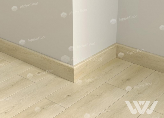 Фото №1 - Плинтус Alpine Floor Parquet Light Гигантум SK 13-24